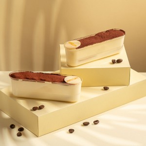 Десерт Тірамісу в креманці