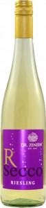 Вино Dr. Zenzen Riesling Secco Perlwein белое полусладкое 11% 0,75л