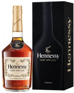 Коньяк Hennessy VS 4 года выдержки 40% 0,5 л в подарочной упаковке