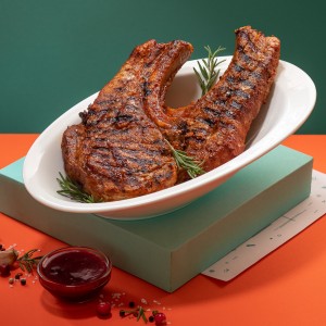 Корейка свиняча смажена на грилі в маринаді з п'яти перців