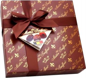 Конфеты Maitre Truffout пралине из темного шоколада 200г