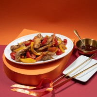Філе куряче тушковане з овочами у соєвому  соусі