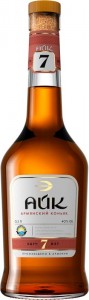Бренди Айк 7 лет выдержки 40% 0.5 л