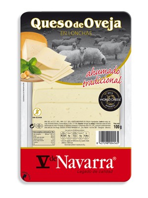 Сыр Navarra копченый Albeniz 32% 100 г