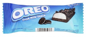 Пирожное бисквитное Oreo с крошками печенья 30г