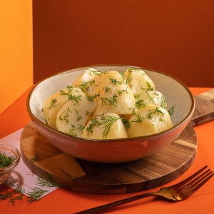 Картофель отварной с укропом