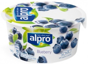 Продукт соевый ферментированный с черникой Alpro 150г