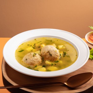 Суп з м'ясними фрикадельками