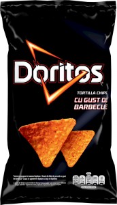 Чипси кукурудзяні Doritos зі смаком барбекю 90г