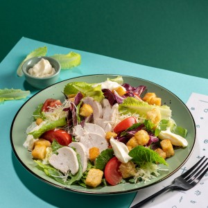 Салат Цезар з куркою